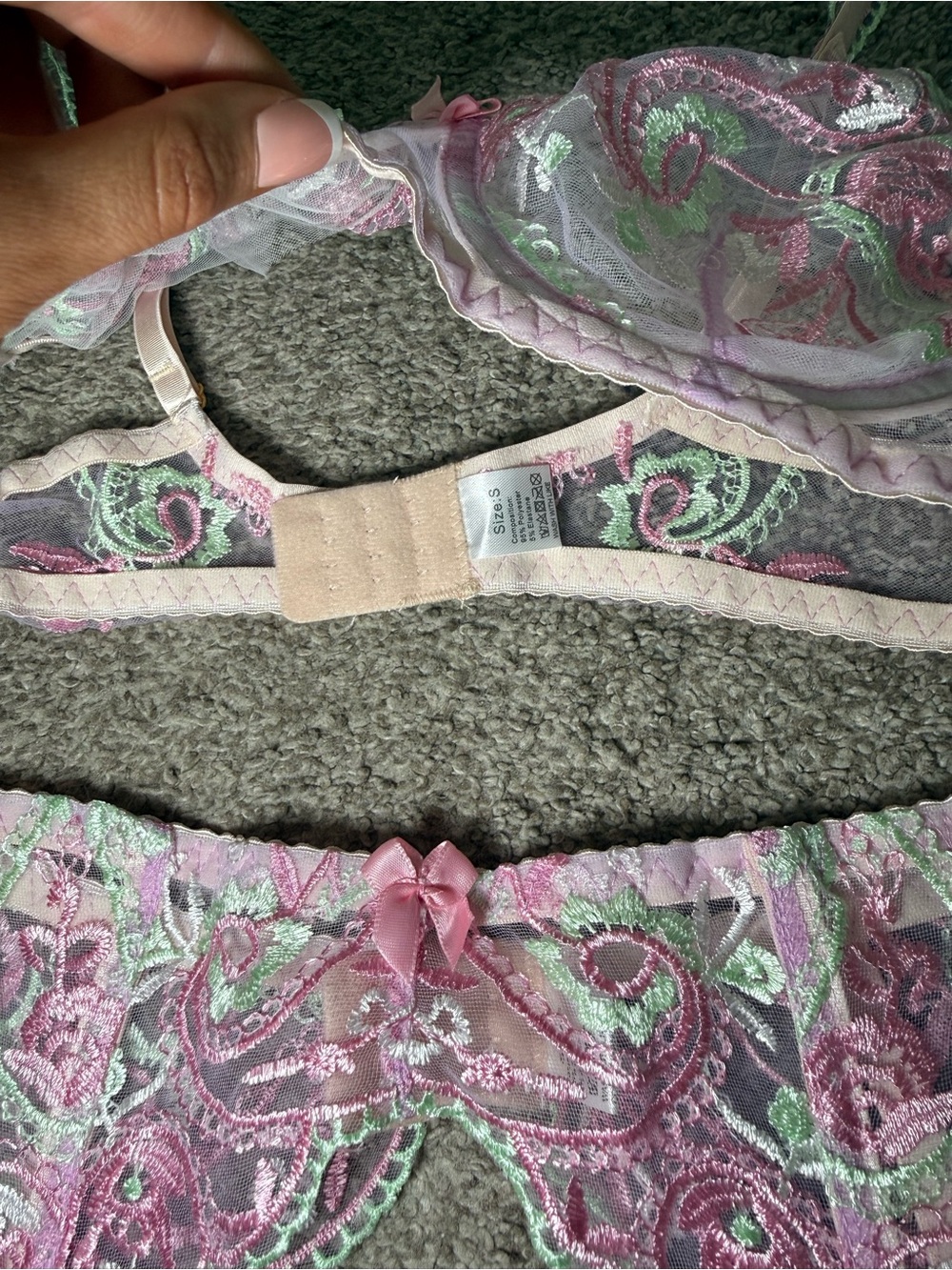SHEIN Pink and Mint Lace Lingerie Set with Garter - Picture 3 of 3